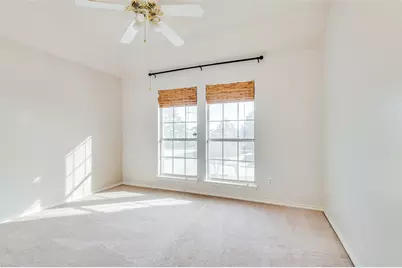 911 Harwood Court, Euless, TX 76039 - Photo 15