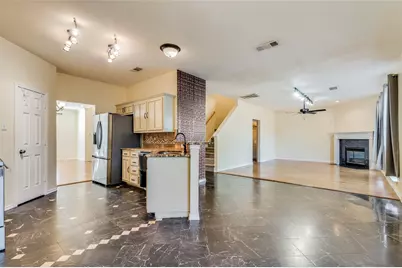 911 Harwood Court, Euless, TX 76039 - Photo 11