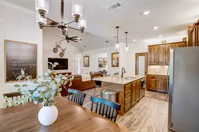 1355 Jay Bird Road, Springtown, TX 76082 - Photo 17
