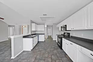 8340 Christie Dr, Frisco, TX 75033 - Photo 11