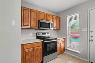 8563 Miami Springs Dr, Fort Worth, TX 76123 - Photo 5