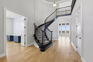 1713 Roundtree Cir E, Fort Worth, TX 76008 - Photo 3