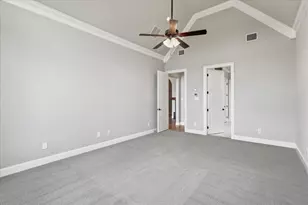 1713 Roundtree Cir E, Fort Worth, TX 76008 - Photo 19