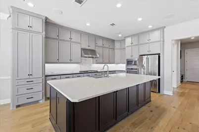 1713 Roundtree Circle E, Fort Worth, TX 76008 - Photo 13