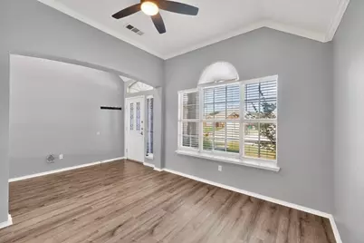 5720 Colorado Court, Haltom City, TX 76137 - Photo 11