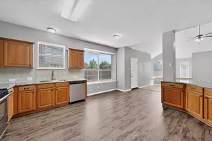 5720 Colorado Ct, Haltom City, TX 76137 - Photo 5
