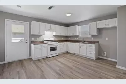 801 N 8th Avenue, Denison, TX 75021 - Photo 3