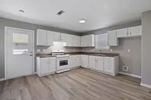 801 N 8th Ave, Denison, TX 75021 - Photo 3