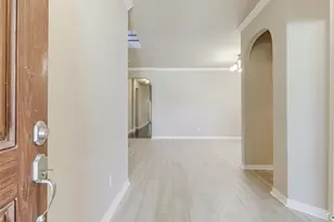 2812 N Gooseberry Dr, Plano, TX 75074 - Photo 3