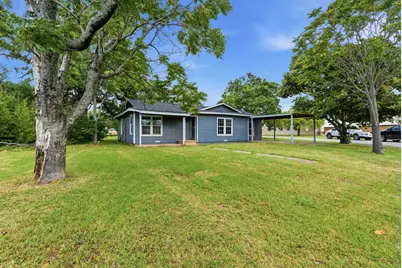 203 N Kickapoo Street, Lipan, TX 76462 - Photo 1