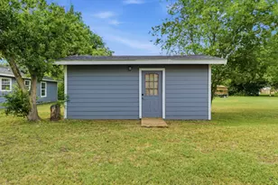 203 N Kickapoo St, Lipan, TX 76462 - Photo 27
