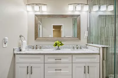 9605 Crestedge Drive, Dallas, TX 75238 - Photo 19