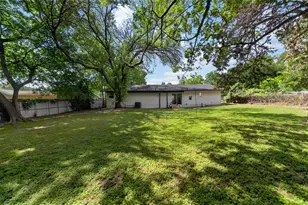614 Colonial Dr, Athens, TX 75751 - Photo 25