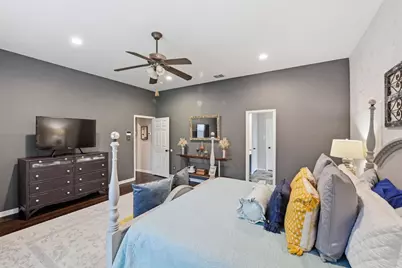 205 Benton Drive, Roanoke, TX 76262 - Photo 17