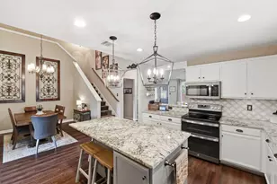 205 Benton Dr, Roanoke, TX 76262 - Photo 9