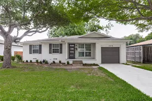 1010 Noble Ave, Carrollton, TX 75006 - Photo 1