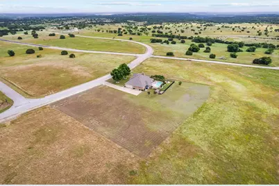 7520 Muirfield Drive, Cleburne, TX 76033 - Photo 37
