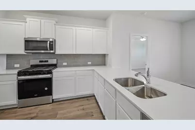 7081 Bison Creek Lane, Garland, TX 75043 - Photo 7