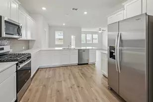 7081 Bison Creek Ln, Garland, TX 75043 - Photo 3