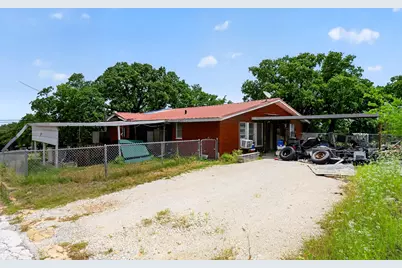 810 W Plummer Street, Eastland, TX 76448 - Photo 1
