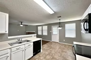 1412 Anna Lea Ln, Burleson, TX 76028 - Photo 9