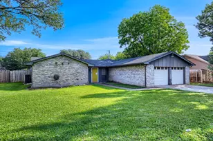 8437 Glenann Dr, North Richland Hills, TX 76182 - Photo 3