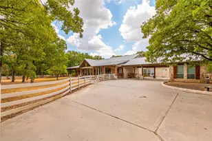 2702 Hidden Trails Rd, Royse City, TX 75189 - Photo 1