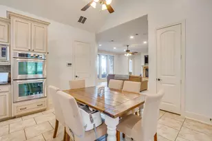 711 Flamingo Cir, Burleson, TX 76028 - Photo 15
