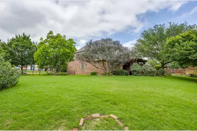711 Flamingo Circle, Burleson, TX 76028 - Photo 39