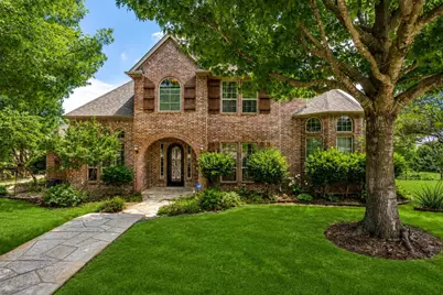 711 Flamingo Circle, Burleson, TX 76028 - Photo 1