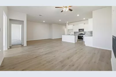 7074 Bison Creek Lane, Garland, TX 75043 - Photo 9