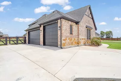 1205 Redbud, Howe, TX 75459 - Photo 3