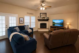 8810 Kiowa Dr, Greenville, TX 75402 - Photo 3