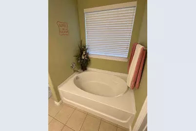 8810 Kiowa Drive, Greenville, TX 75402 - Photo 7