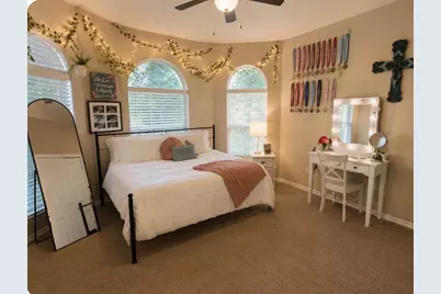 8810 Kiowa Drive, Greenville, TX 75402 - Photo 9