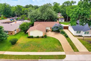 8114 Clearsprings Rd, Dallas, TX 75240 - Photo 29