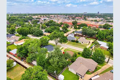 8114 Clear Springs Road, Dallas, TX 75240 - Photo 37