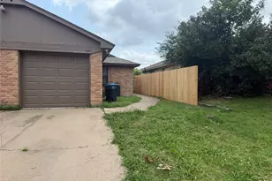 6311 Peggy Dr, Fort Worth, TX 76133 - Photo 1
