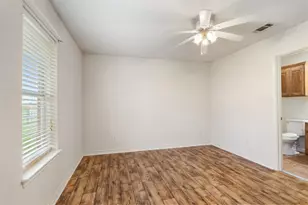 406 B Andrew Dr, Mabank, TX 75147 - Photo 9