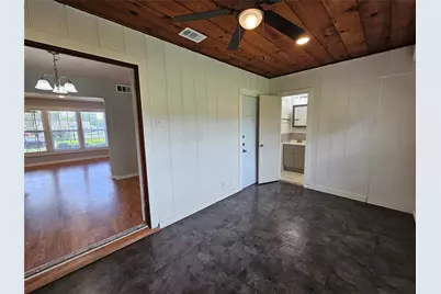 2023 E Illinois Avenue, Dallas, TX 75216 - Photo 21