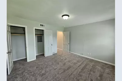 2023 E Illinois Avenue, Dallas, TX 75216 - Photo 19