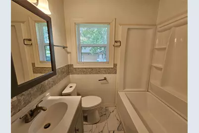 2023 E Illinois Avenue, Dallas, TX 75216 - Photo 15