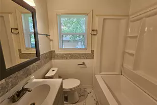 2023 E Illinois Ave, Dallas, TX 75216 - Photo 15