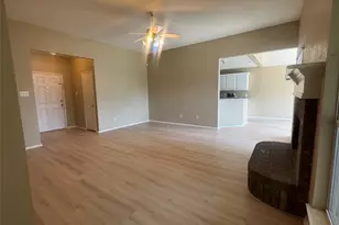 908 Cedar Ridge Ln, Burleson, TX 76028 - Photo 3