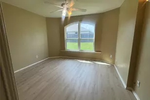 908 Cedar Ridge Ln, Burleson, TX 76028 - Photo 9