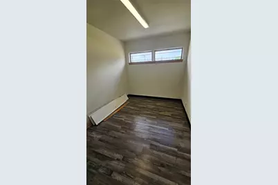 220 W 10th Street, Dallas, TX 75208 - Photo 21