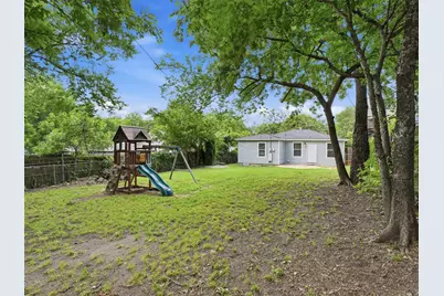 304 W Texas Street, Denison, TX 75020 - Photo 25