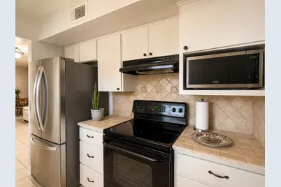 4001 Glenhaven Drive, Garland, TX 75042 - Photo 11