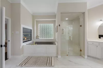 302 W Charlottesville Avenue, Colleyville, TX 76034 - Photo 13