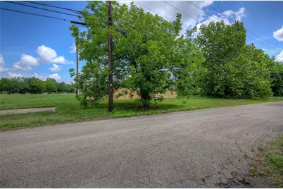414 N Neal Street, Commerce, TX 75428 - Photo 13